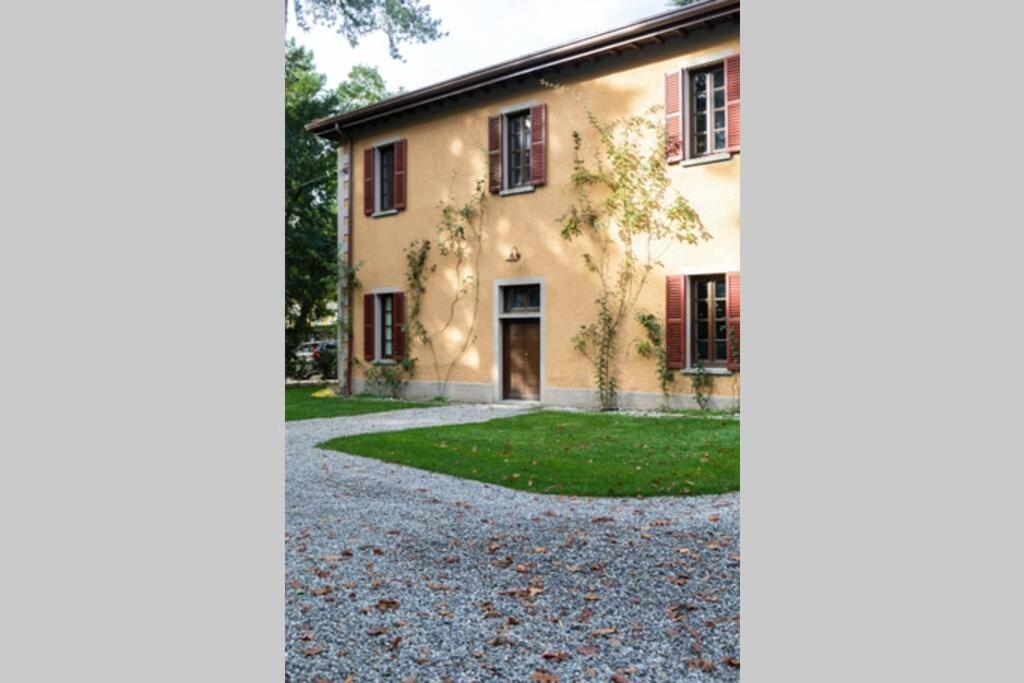 Bilocale Nel Parco Di Villa Erba Cernobbio Exterior photo